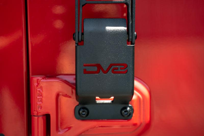 DV8 Offroad 07-23 Jeep Gladiator/Wrangler JT/JK/JL Hinge Mounted Step - Corvette Realm