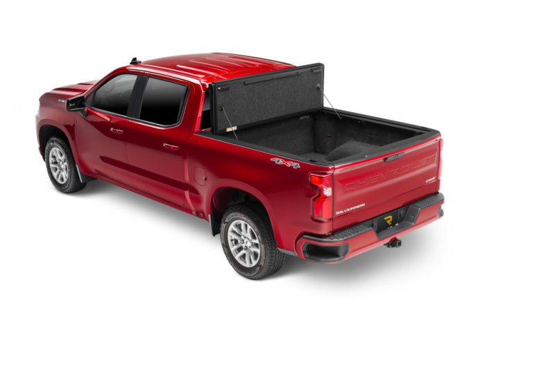 UnderCover 2022 Toyota Tundra C 4WD CrewMax 5.5ft Bed Ultra Flex Bed Cover - Matte Black Finish