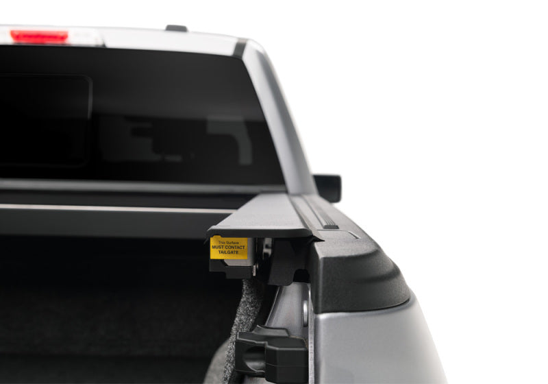 Roll-N-Lock 17-19 Ford F-250/F-350 Super Duty SB 80-3/8in A-Series Retractable Tonneau Cover