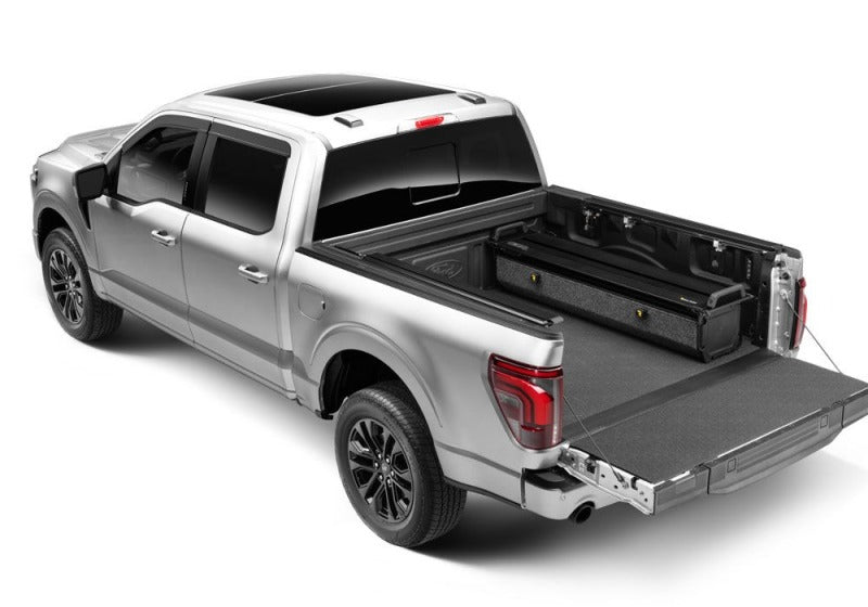 Retrax 24-26 Toyota Tacoma 5ft Bed (Needs to Have Deck Rail Sys) RetraxPRO EZ-Off FRC-4000