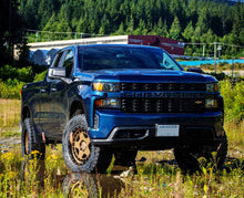 Load image into Gallery viewer, Belltech 19-20 Chevrolet Silverado / GMC Sierra 1500 4WD 4in Suspension Lift Kit w/ Shocks - Corvette Realm