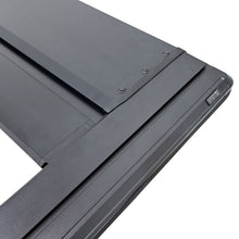Load image into Gallery viewer, Westin Manual Retractable Tonneau Cover 24-26 Toyota Tacoma 6ft Bed Black