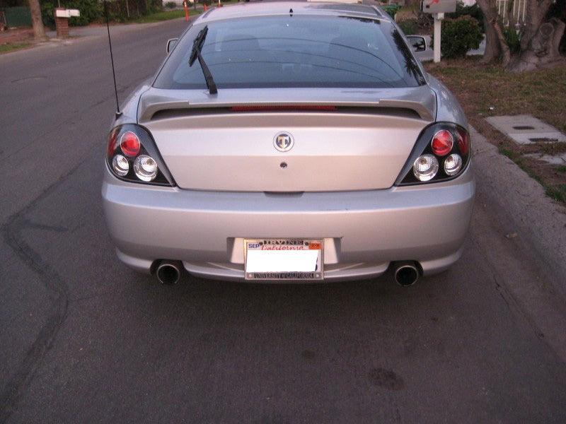 Spyder Hyundai Tiburon 03-05 Euro Style Tail Lights Black ALT-YD-HYT03-BK - Corvette Realm