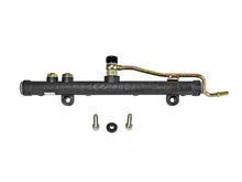 Load image into Gallery viewer, Skunk2 02-05 Honda Civic Si/02-06 Acura RSX Composite High Volume Fuel Rails - Corvette Realm