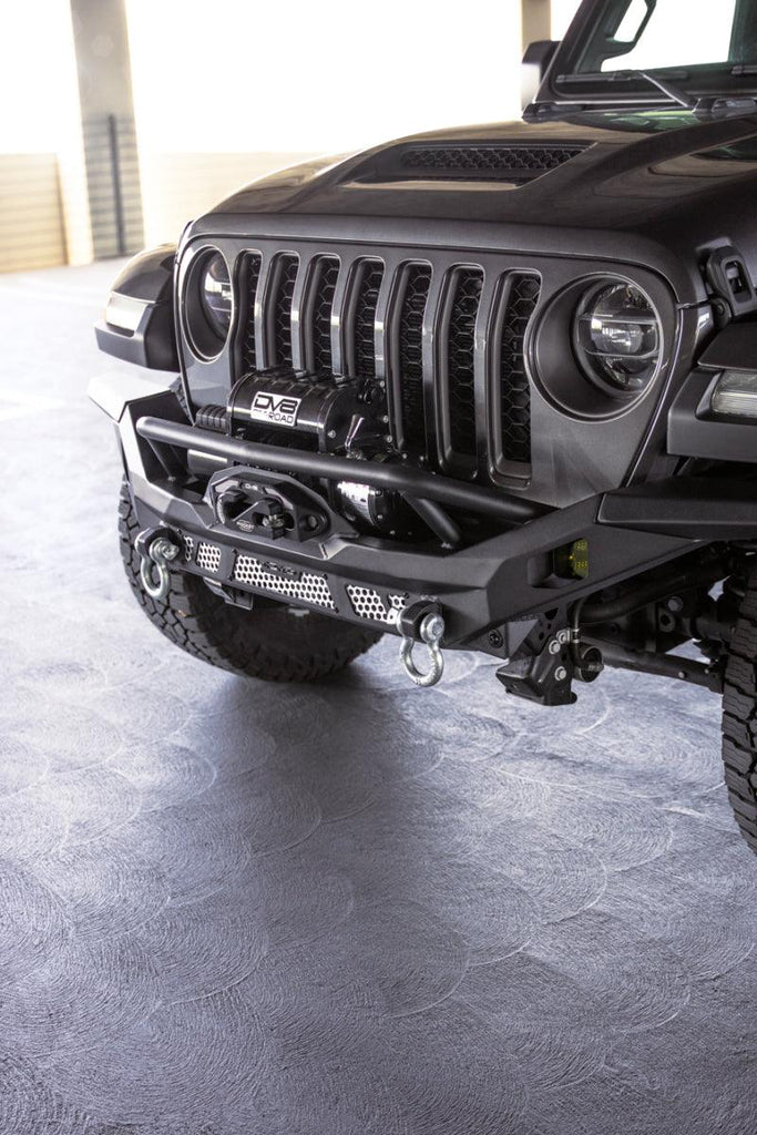 DV8 Offroad 07-18 Jeep Wrangler JK / 18-23 Wrangler JL / 20-23 Gladiator JT MTO Series Front Bumper - Corvette Realm