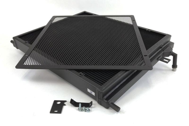 CSF 2014+ BMW M3/M4 (F8X) Front Mount Heat Exchanger w/Rock Guard - Black - Corvette Realm