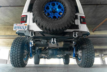 Load image into Gallery viewer, DV8 Offroad 2018 Jeep Wrangler JL FS-15 Series Rear Bumper - Corvette Realm