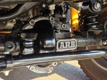 Load image into Gallery viewer, ARB Diff Cover Jl Ruibcon Or Sport M220 Rear Axle Black - Corvette Realm