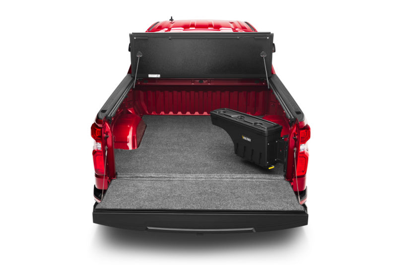 UnderCover 07-18 Chevy Silverado 1500 (19 Legacy) Passengers Side Swing Case - Black Smooth