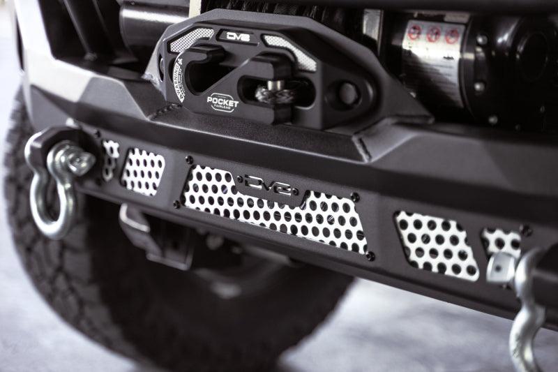 DV8 Offroad 07-18 Jeep Wrangler JK / 18-23 Wrangler JL / 20-23 Gladiator JT MTO Series Front Bumper - Corvette Realm