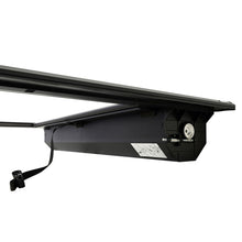 Load image into Gallery viewer, Westin 19-26 GM Silverado/Sierra 2500/3500 6ft 6in Bed Manual Retractable Tonneau Cover - Black