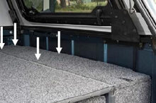 Load image into Gallery viewer, ARB R/Drw Side Floor Kit 200Ser Cruiser