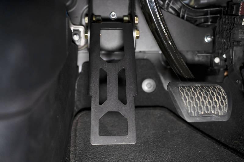 DV8 Offroad 18-20 Jeep Wrangler JL Adjustable Dead Pedal - Corvette Realm