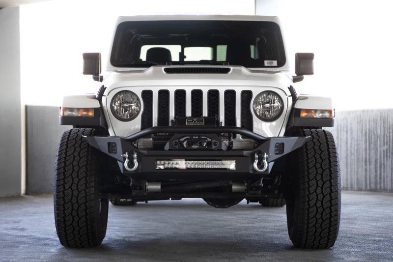 DV8 Offroad 18-23 Jeep Wrangler JL / 20-23 Jeep Gladiator JT FS-7 Mid-Width Winch Front Bumper - Corvette Realm