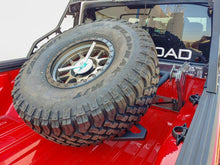 Load image into Gallery viewer, DV8 Offroad 2019+ Jeep Gladiator In-Bed Adjustable Tire Carrier - Corvette Realm