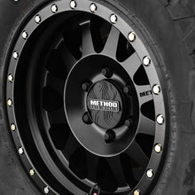 Load image into Gallery viewer, Method Cap TOPO - 107mm - Black - Snap In