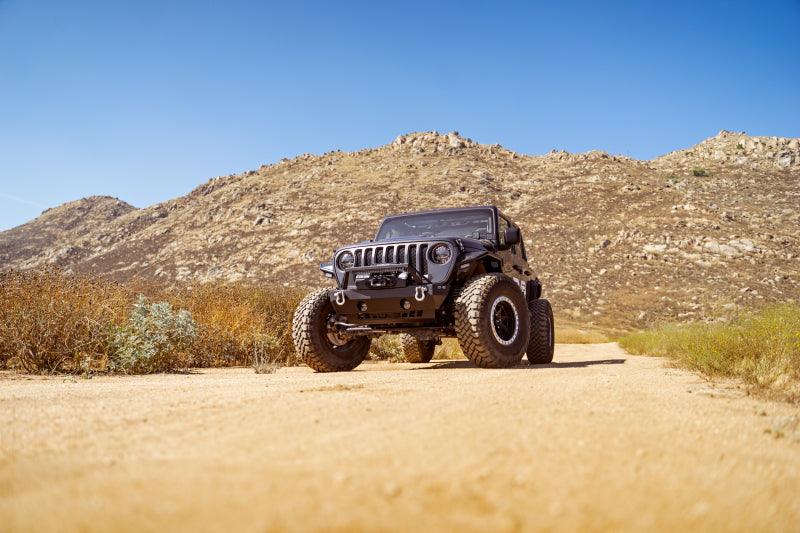 DV8 Offroad 07-23 Jeep Wrangler/Gladiator JT/JK/JL FS-25 Stubby Front Bumper w/Plated Bull Bar - Corvette Realm