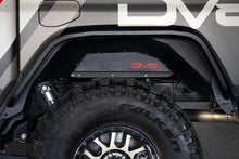 Load image into Gallery viewer, DV8 Offroad 20-23 Jeep Gladiator JT Slim Fender Flares - Corvette Realm