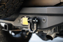 Load image into Gallery viewer, DV8 Offroad Elite Series D-Ring Shackles - Pair (Black) - Corvette Realm