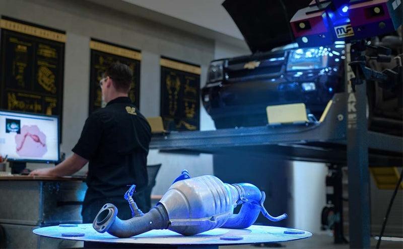 MagnaFlow Conv Univ 2.25in Inlet/Outlet Center/Center Round - Corvette Realm