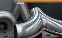 Load image into Gallery viewer, MagnaFlow Smooth Trans Y- 2.5/3 X 10 Al - Corvette Realm